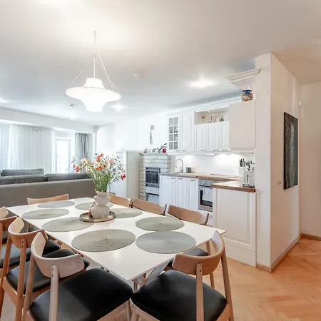Apartment Airhome - Library Tallinn