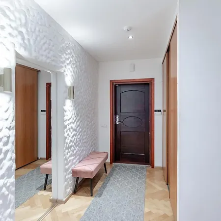 Apartment Airhome - Library Tallinn